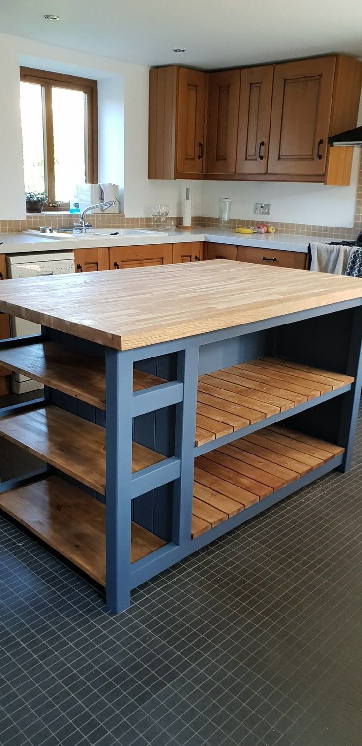 Clever Kitchen Island Storage with Dual-Purpose Islands with Built-in Seating