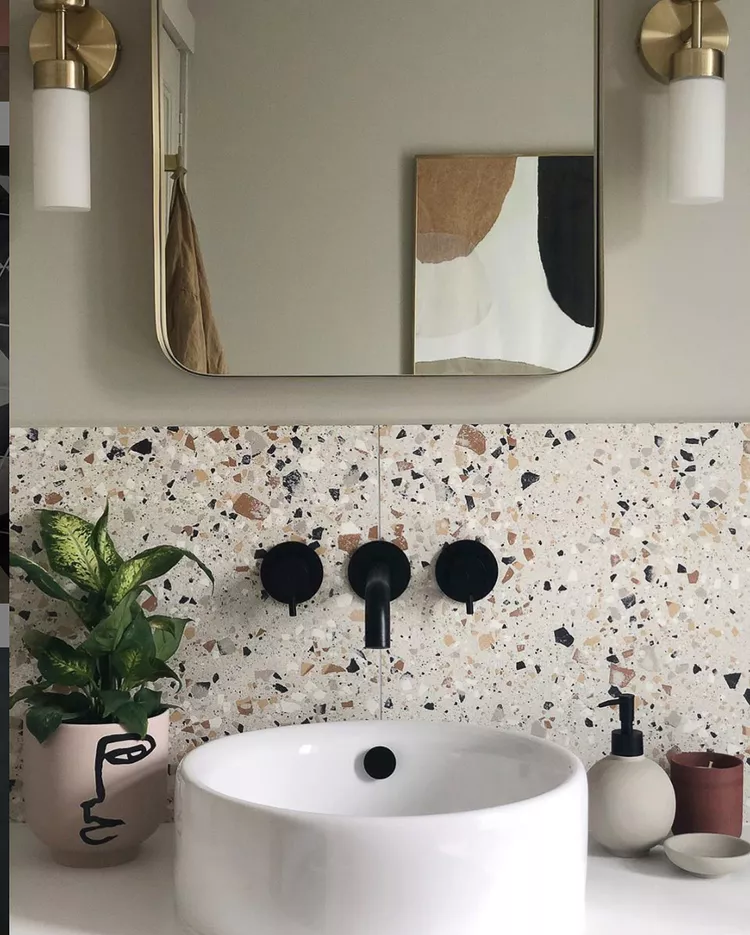 Blending Indoor Plants bathroom