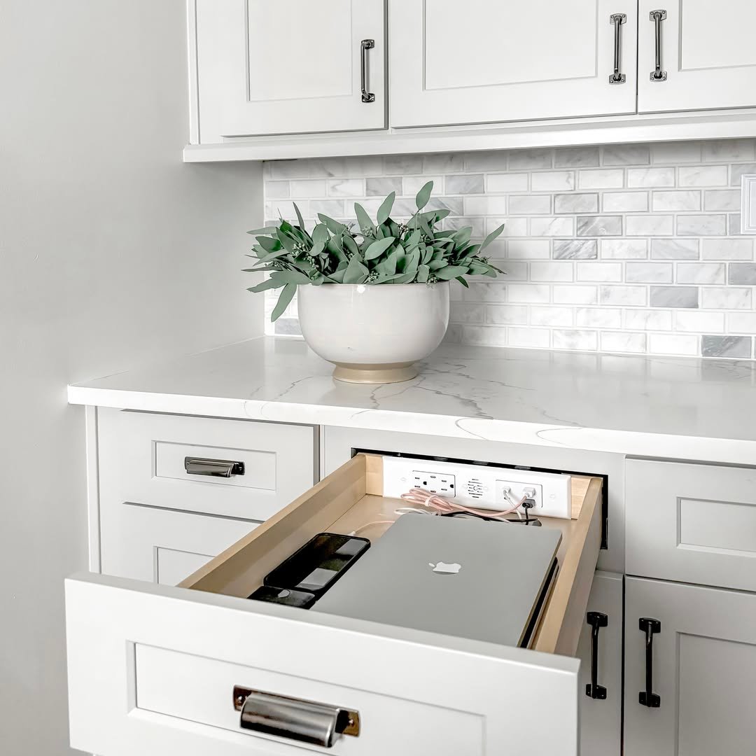 Apartment Smart Charging Station Organization